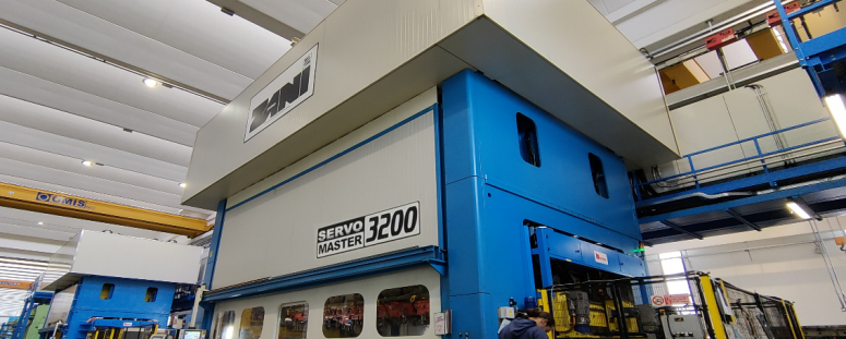 zani servo master 3200T, 7m bolsters, up-down bolster movement for die change